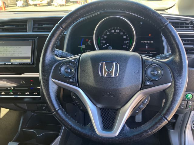 HONDA FIT HYBRID 4WD 2018 Image 31