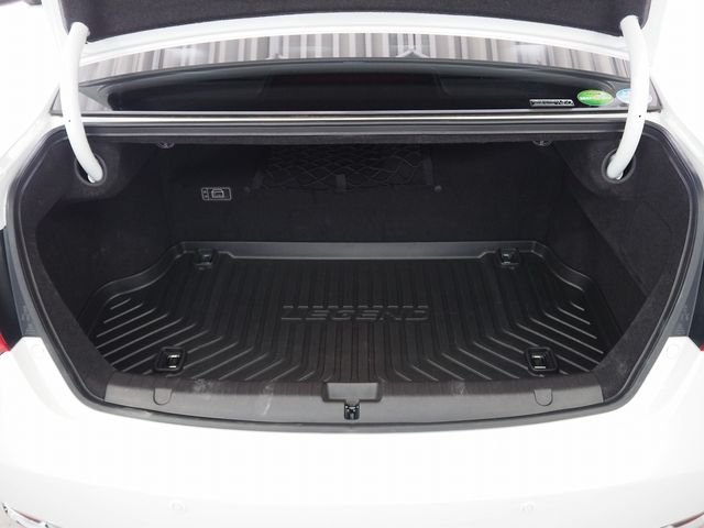 HONDA LEGEND HYBRID 2015 Image 31