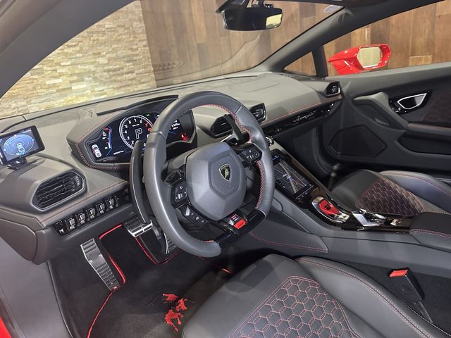 LAMBORGHINI HURACAN 2020 Image 31