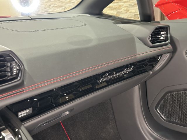 LAMBORGHINI HURACAN 2020 Image 31