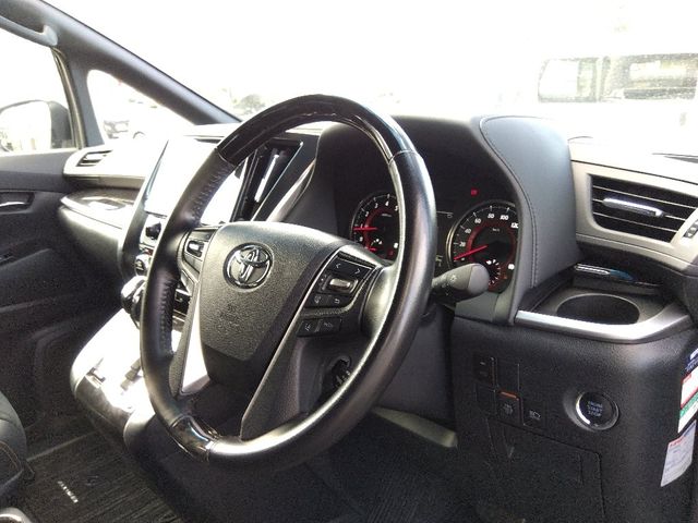 TOYOTA ALPHARD 4WD 2020 Image 31