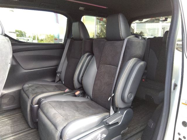 TOYOTA ALPHARD 4WD 2020 Image 31