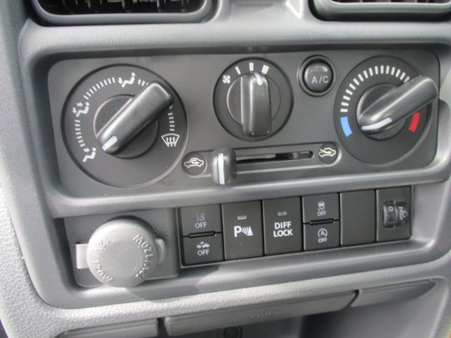 SUZUKI CARRY TRUCK 4WD 2025 Image 31