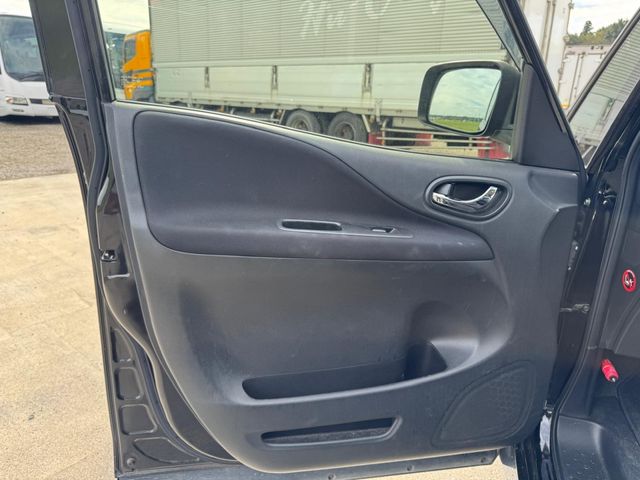 NISSAN SERENA  S-HYBRID 2013 Image 31