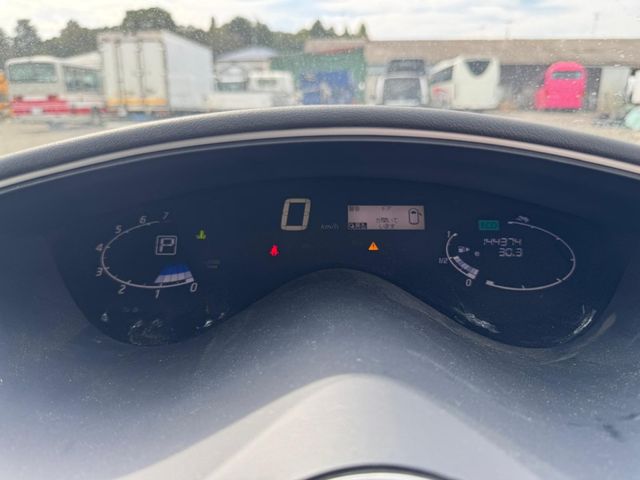 NISSAN SERENA  S-HYBRID 2013 Image 31