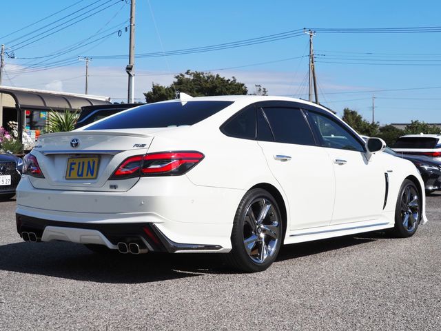 TOYOTA CROWN SEDAN HYBRID 2018 Image 31