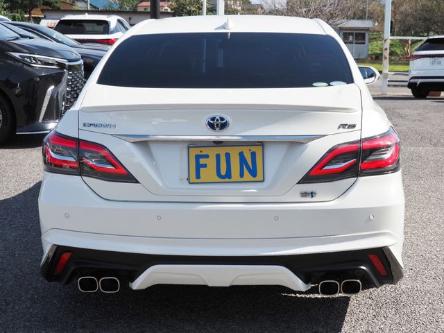 TOYOTA CROWN SEDAN HYBRID 2018 Image 31