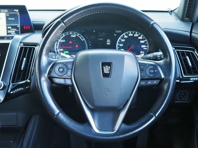 TOYOTA CROWN SEDAN HYBRID 2018 Image 31