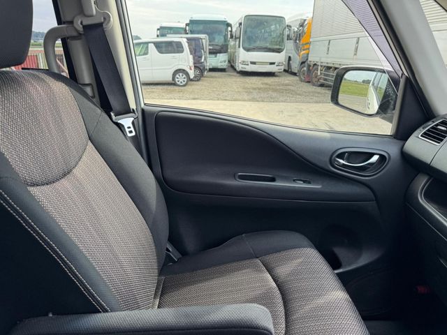 NISSAN SERENA  S-HYBRID 2014 Image 31