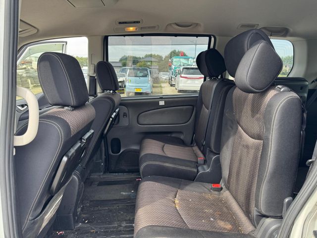 NISSAN SERENA  S-HYBRID 2014 Image 31