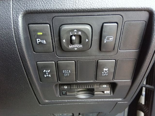 TOYOTA LANDCRUISER WAGON 2015 Image 31