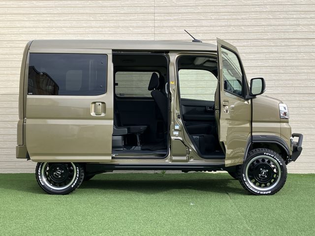 DAIHATSU ATRAI VAN 4WD 2025 Image 31