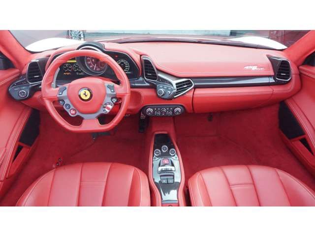 FERRARI 458 SPIDER 2013 Image 31