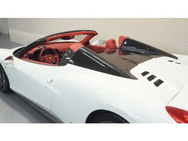 FERRARI 458 SPIDER 2013 Image 31