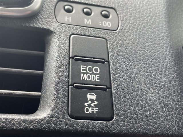 TOYOTA ESQUIRE 4WD 2014 Image 31