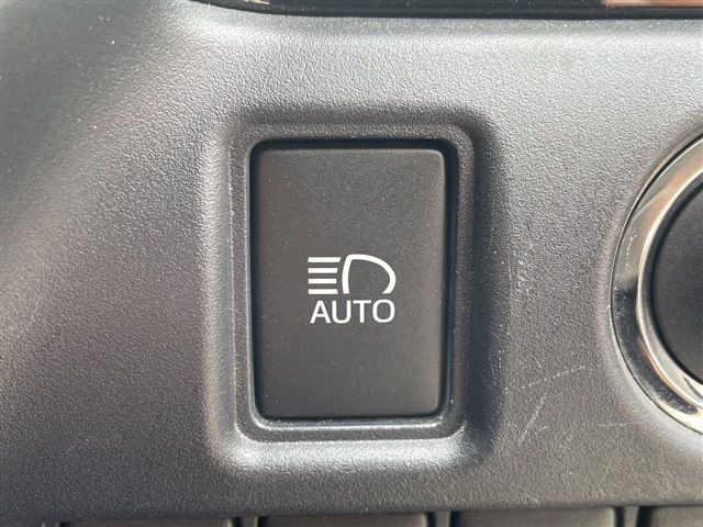 TOYOTA ESQUIRE 4WD 2014 Image 31