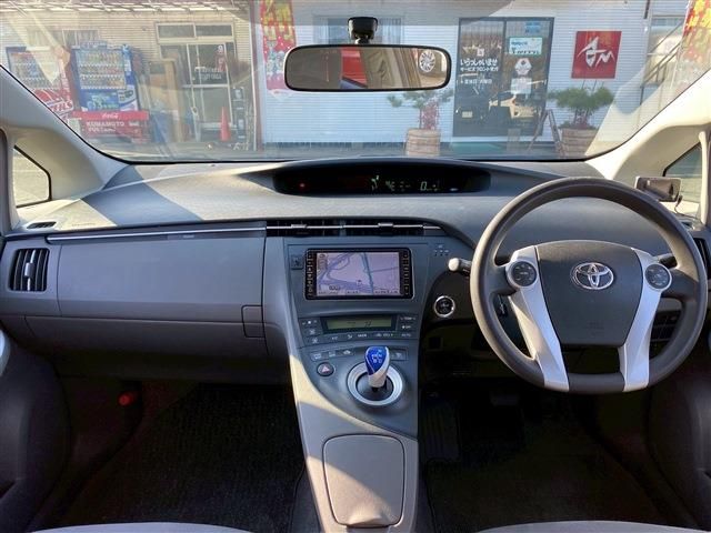 TOYOTA PRIUS 2009 Image 31
