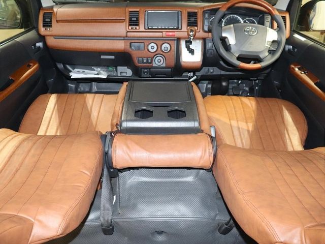 TOYOTA HIACE VAN 1.15T 2WD 2019 Image 31