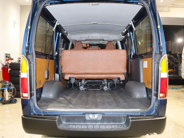 TOYOTA HIACE VAN 1.15T 2WD 2019 Image 31