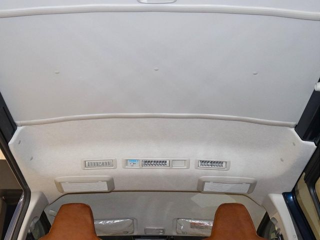 TOYOTA HIACE VAN 1.15T 2WD 2019 Image 31