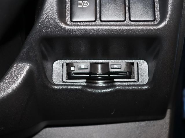 TOYOTA HIACE VAN 1.15T 2WD 2019 Image 31