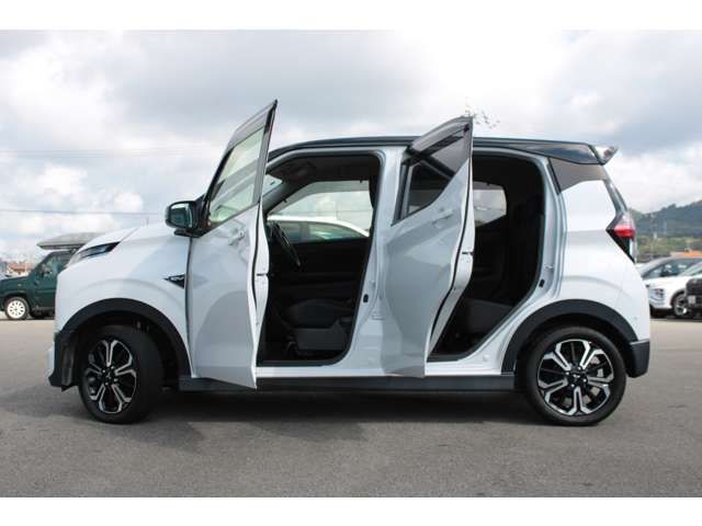 MITSUBISHI EK X EV 2022 Image 31