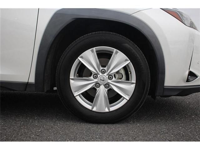 TOYOTA LEXUS UX250H 2018 Image 31