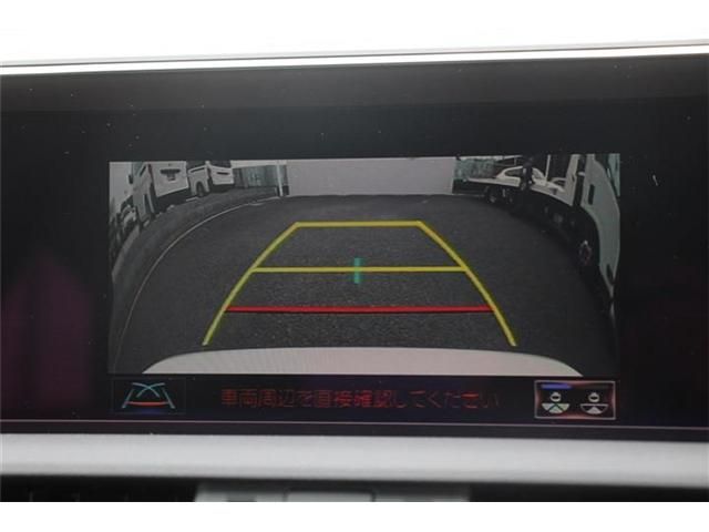 TOYOTA LEXUS ES300H 2019 Image 31