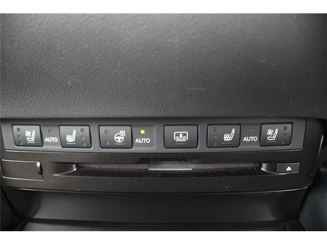 TOYOTA LEXUS ES300H 2019 Image 31