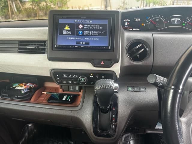 HONDA N BOX 2021 Image 31