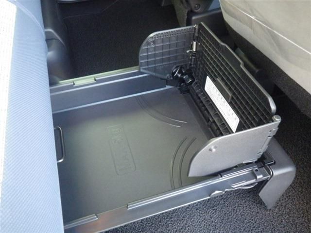 DAIHATSU MOVE CANBUS 4WD 2025 Image 31