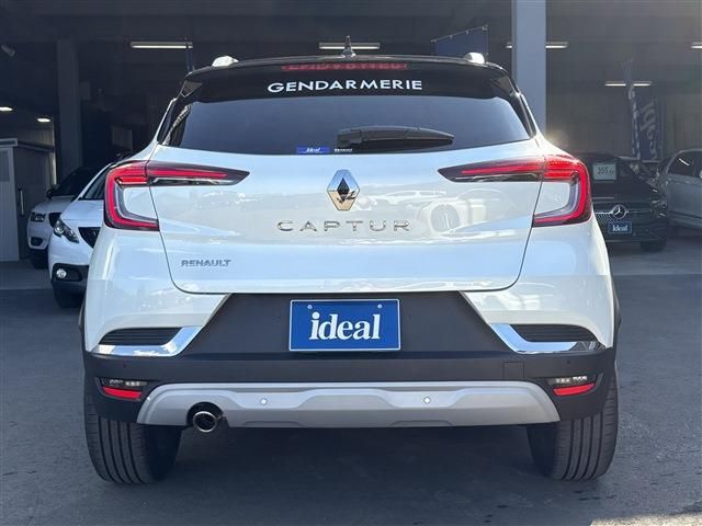 RENAULT CAPTUR 2021 Image 31