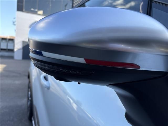 RENAULT CAPTUR 2021 Image 31