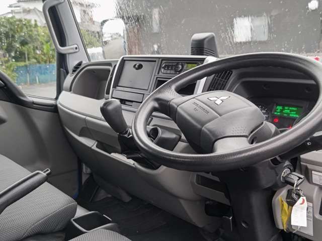 MITSUBISHI CANTER 2019 Image 31