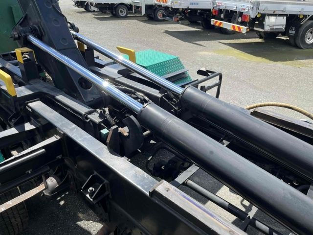 ISUZU FORWARD 2010 Image 31