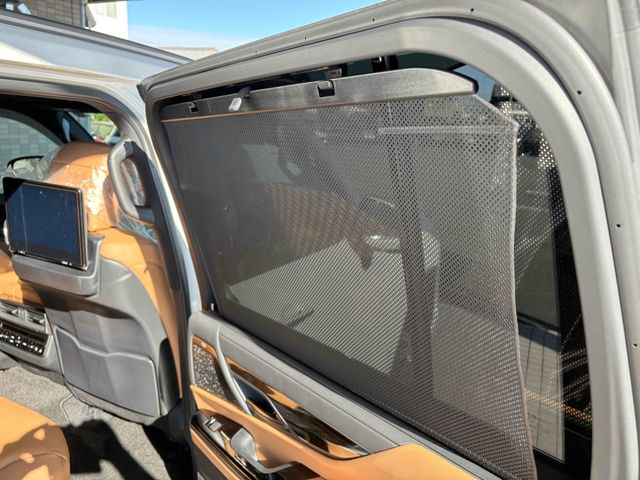 TOYOTA LEXUS LX600 2023 Image 31