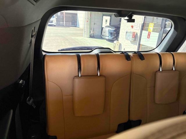 TOYOTA LEXUS LX600 2023 Image 31
