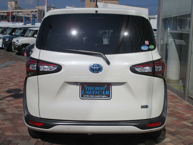 TOYOTA SIENTA HYBRID 2019 Image 31