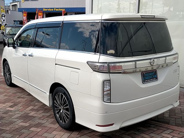 NISSAN ELGRAND 2014 Image 31
