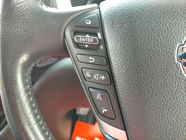 NISSAN ELGRAND 2014 Image 31