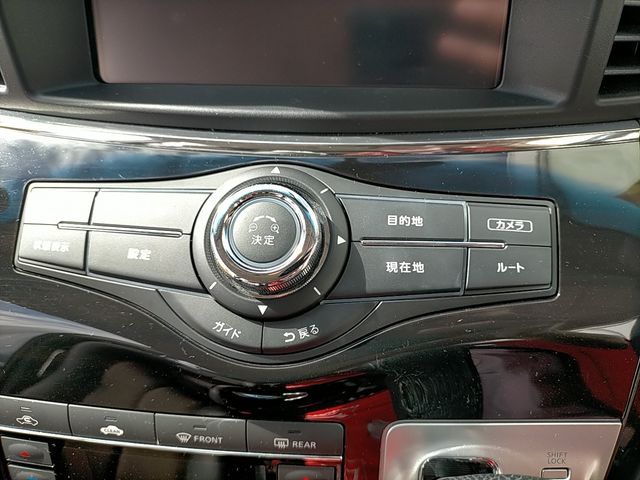 NISSAN ELGRAND 2014 Image 31