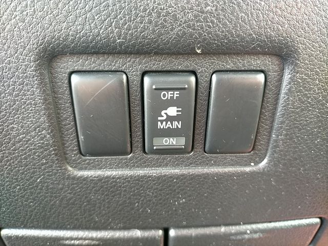 NISSAN ELGRAND 2014 Image 31