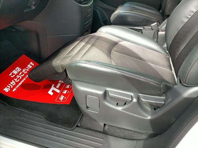 NISSAN ELGRAND 2014 Image 31