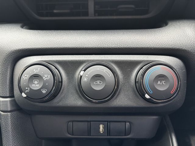 TOYOTA YARIS 2020 Image 31