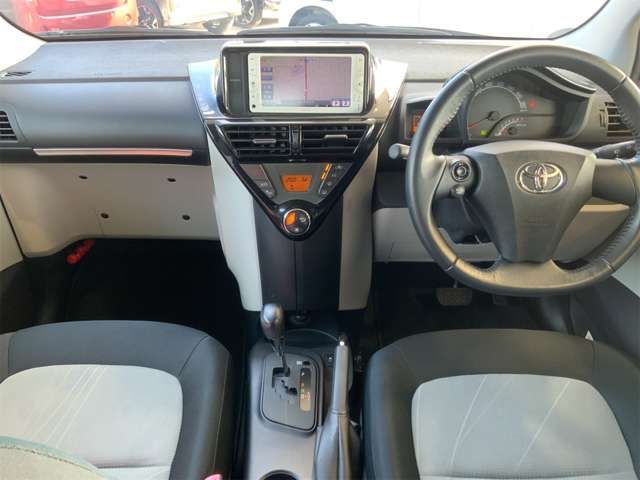 TOYOTA IQ 2012 Image 31