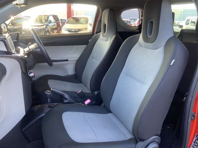 TOYOTA IQ 2012 Image 31