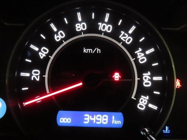 TOYOTA NOAH 2020 Image 31