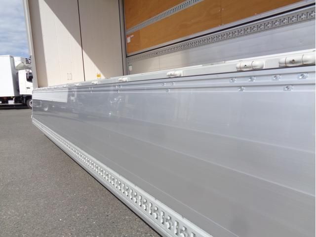 ISUZU FORWARD 2023 Image 31