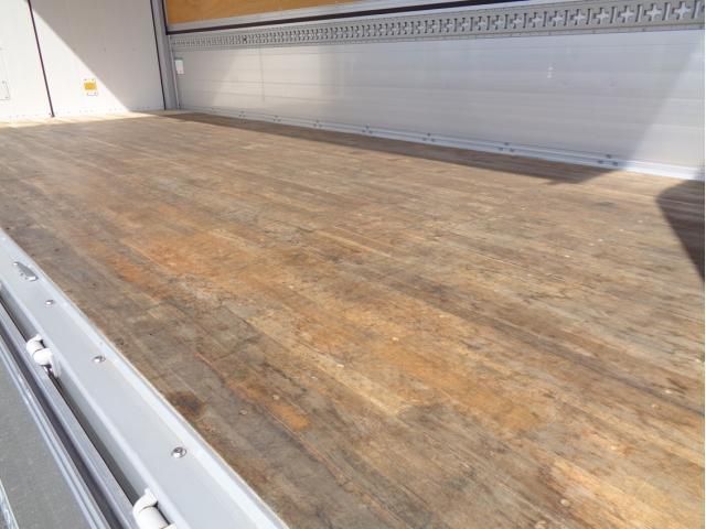 ISUZU FORWARD 2023 Image 31