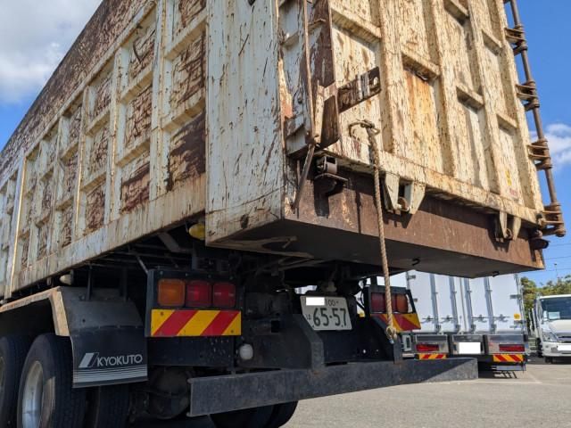 MITSUBISHI FUSOU SUPER GREAT 2015 Image 31